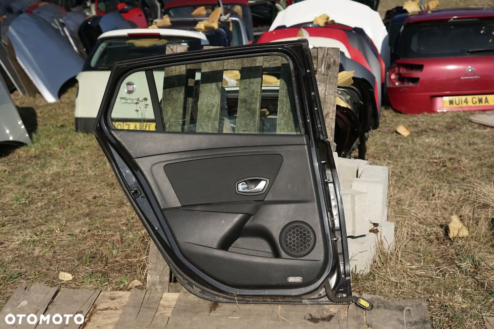 Drzwi tył tylne lewe Renault Megane III Kombi NV676 - 8