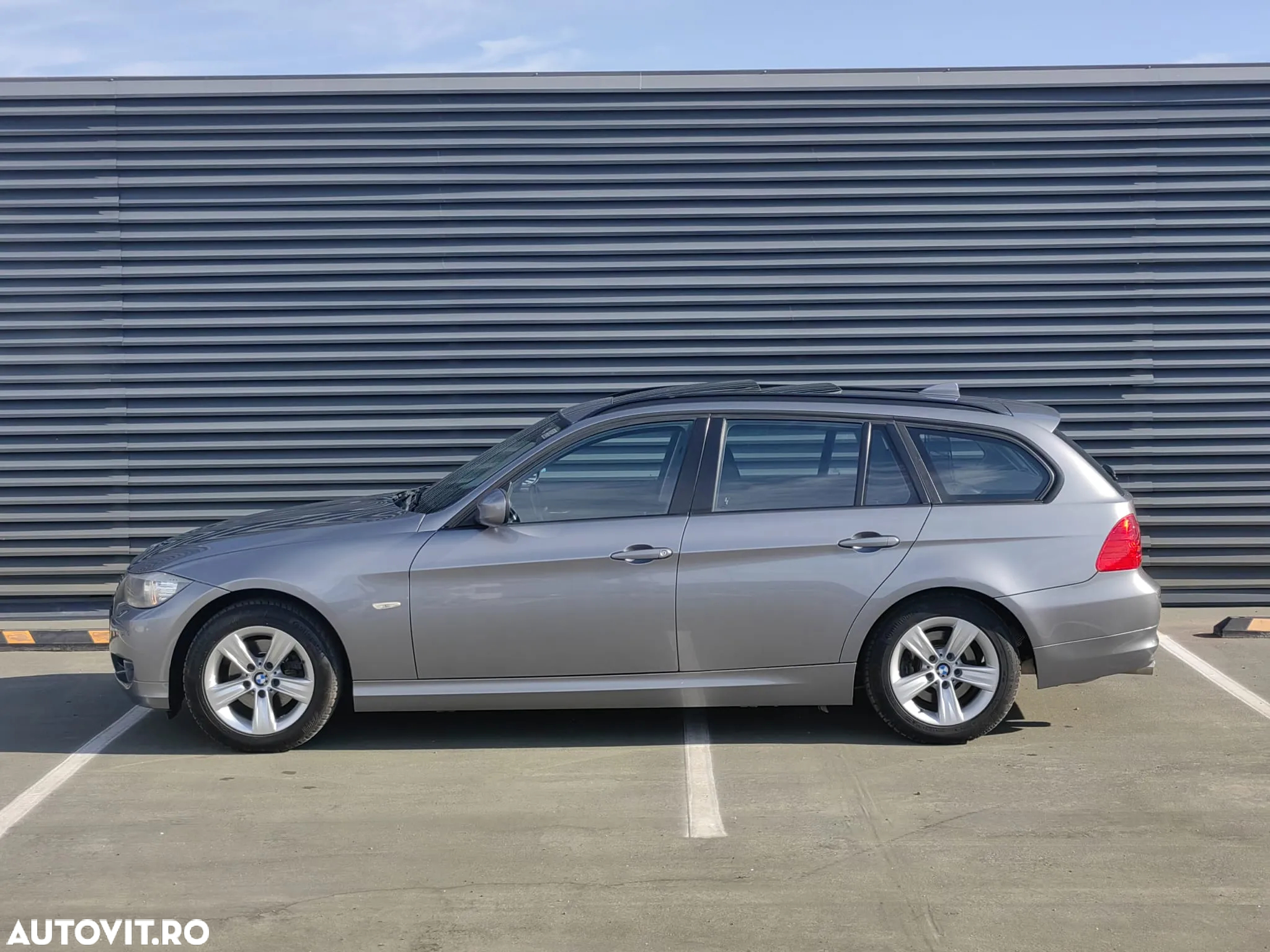 BMW Seria 3 318i Touring Edition Sport - 4