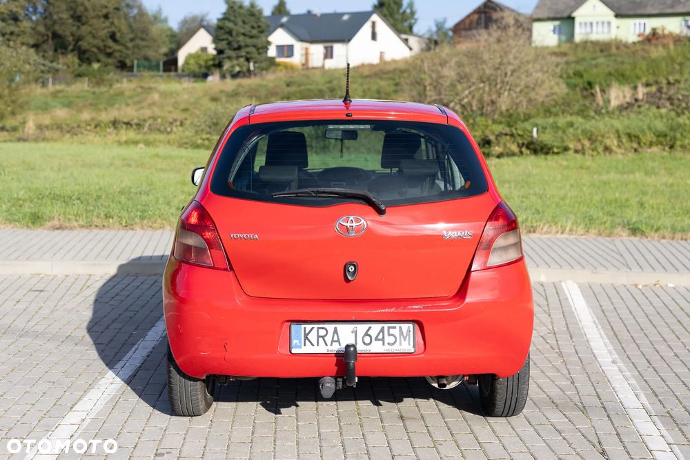 Toyota Yaris 1.0 Luna A/C - 9