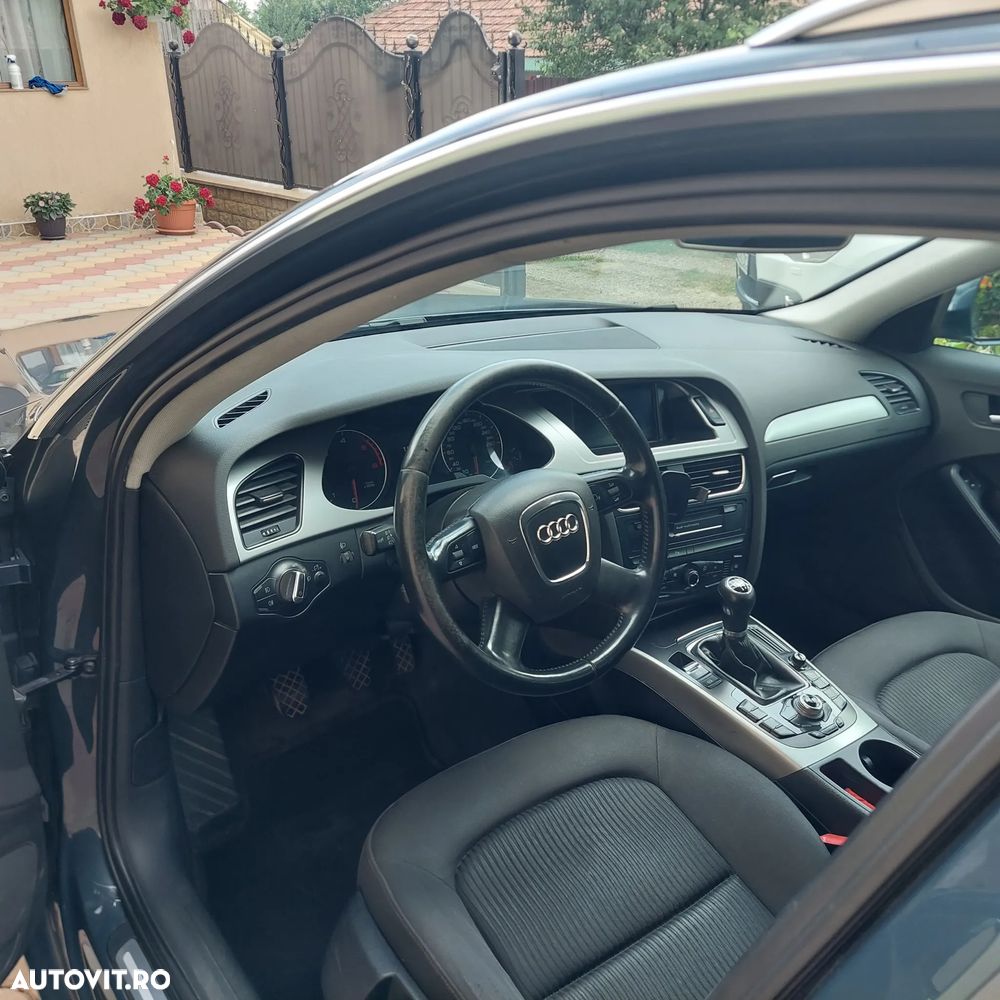 Audi A4 Avant 2.0 TDI - 5