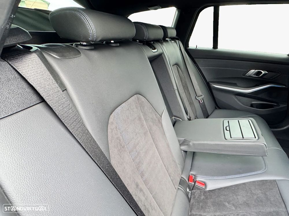 BMW 330 e Touring Pack M Auto - 9