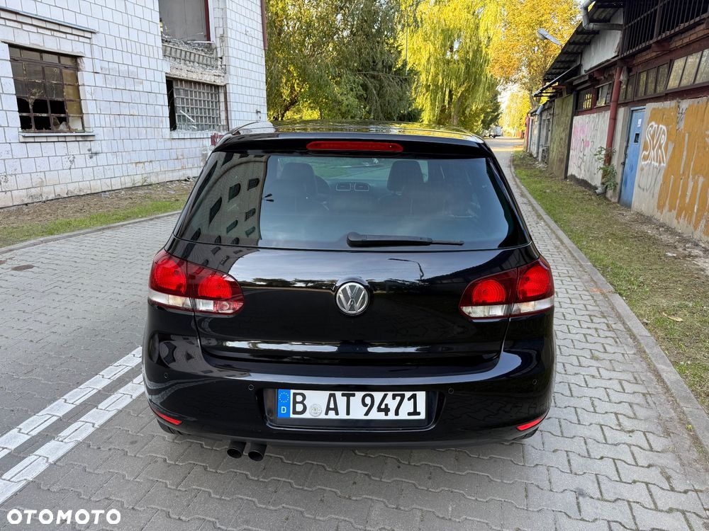Volkswagen Golf - 8