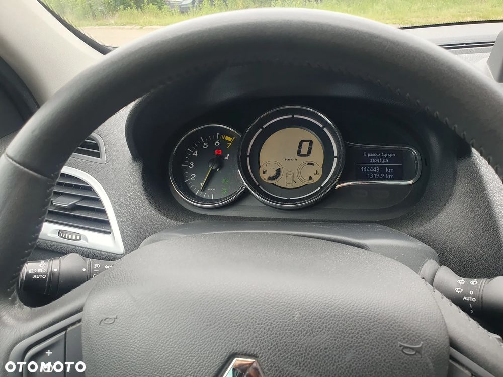 Renault Megane TCe 130 Luxe - 11