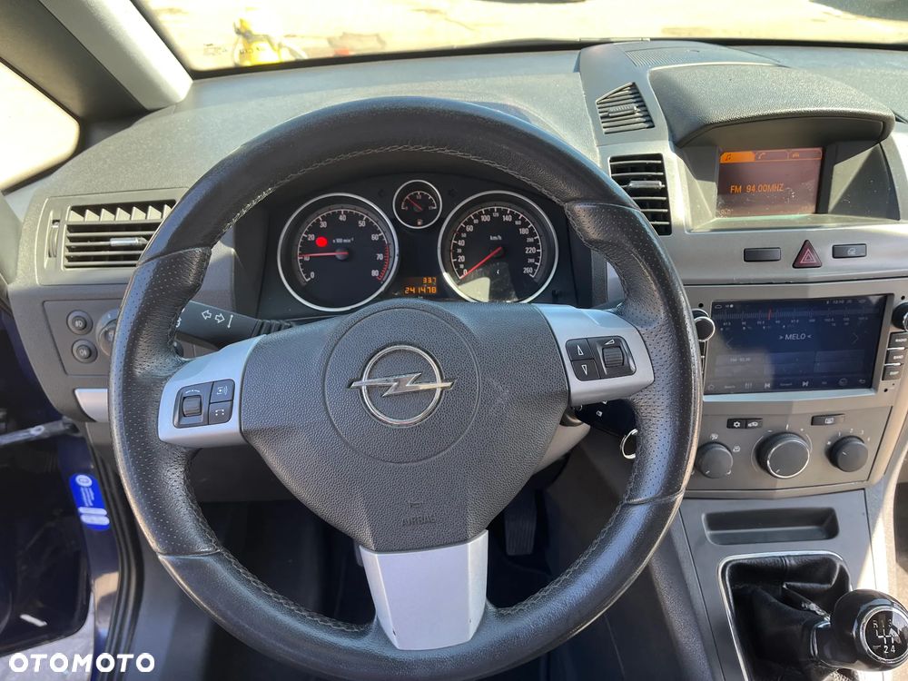 Opel Zafira 1.6 Essentia - 11