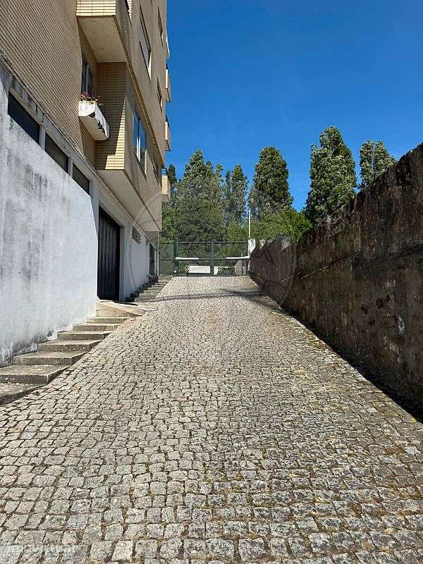 Garagem  para venda - Grande imagem: 2/31