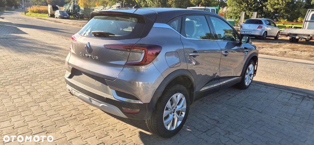 Renault Captur 1.3 TCe mHEV Intens EDC - 10