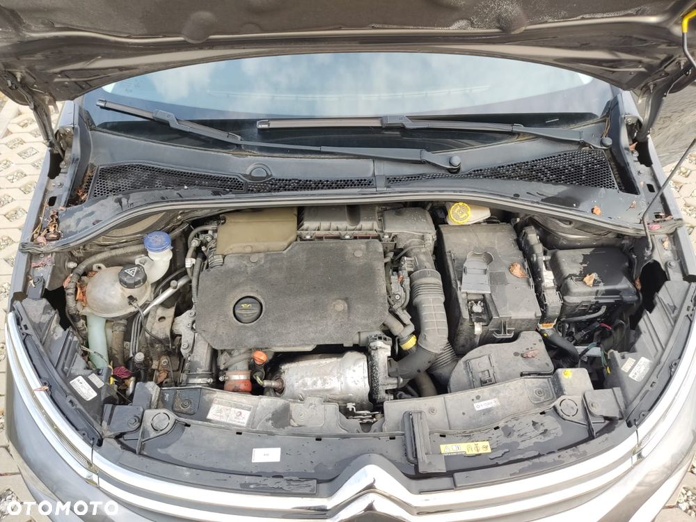 Citroën C3 BlueHDi 100 S&S FEEL - 17