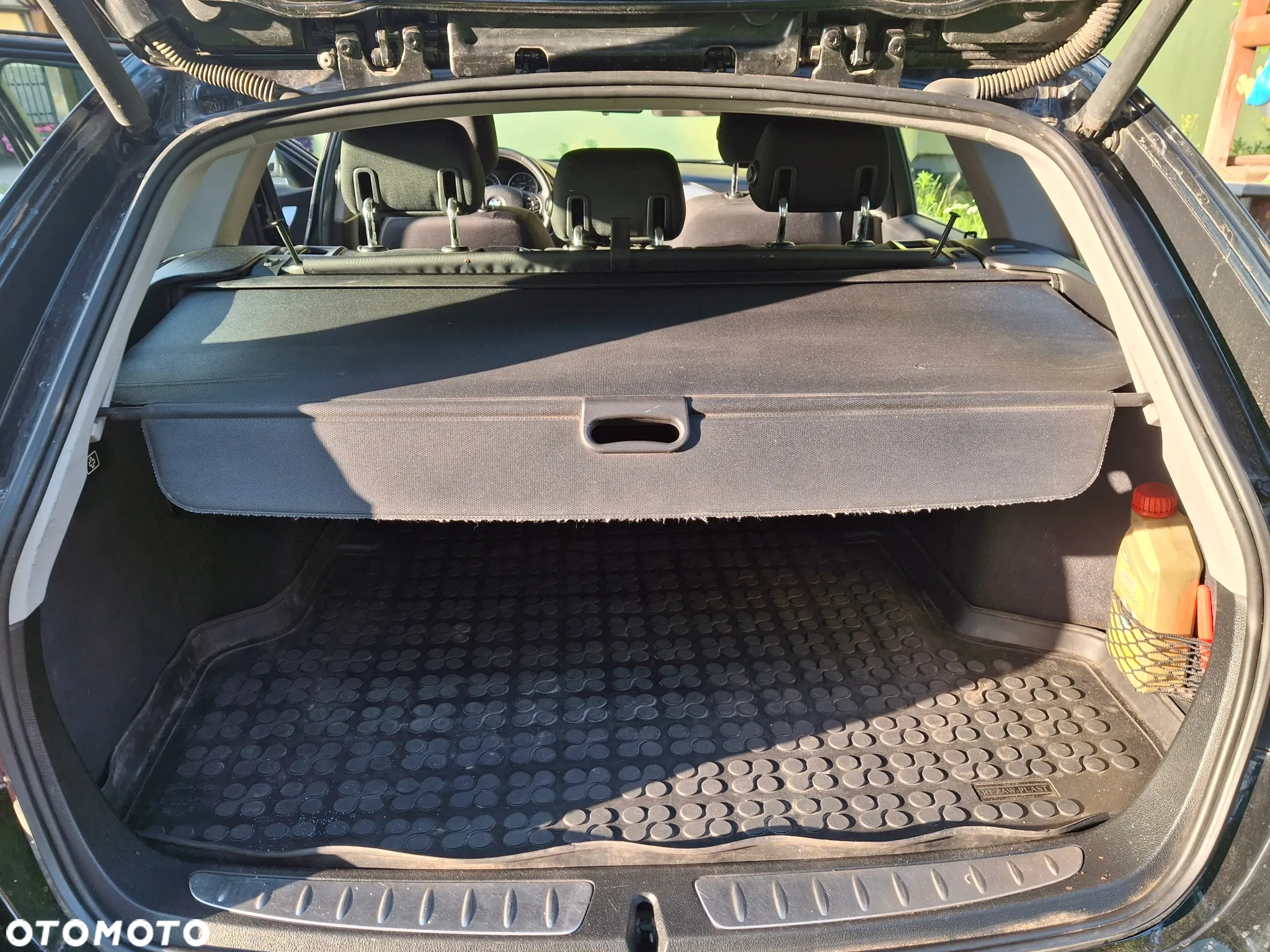 BMW Seria 3 318d - 11