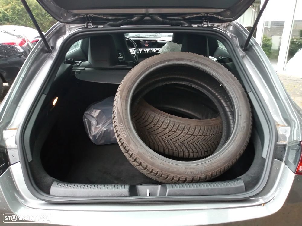 Mercedes-Benz CLA 250 - 8