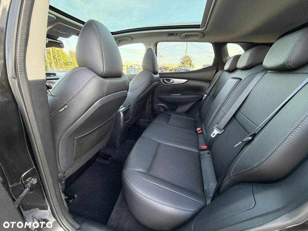 Nissan Qashqai 1.3 DIG-T Tekna - 32