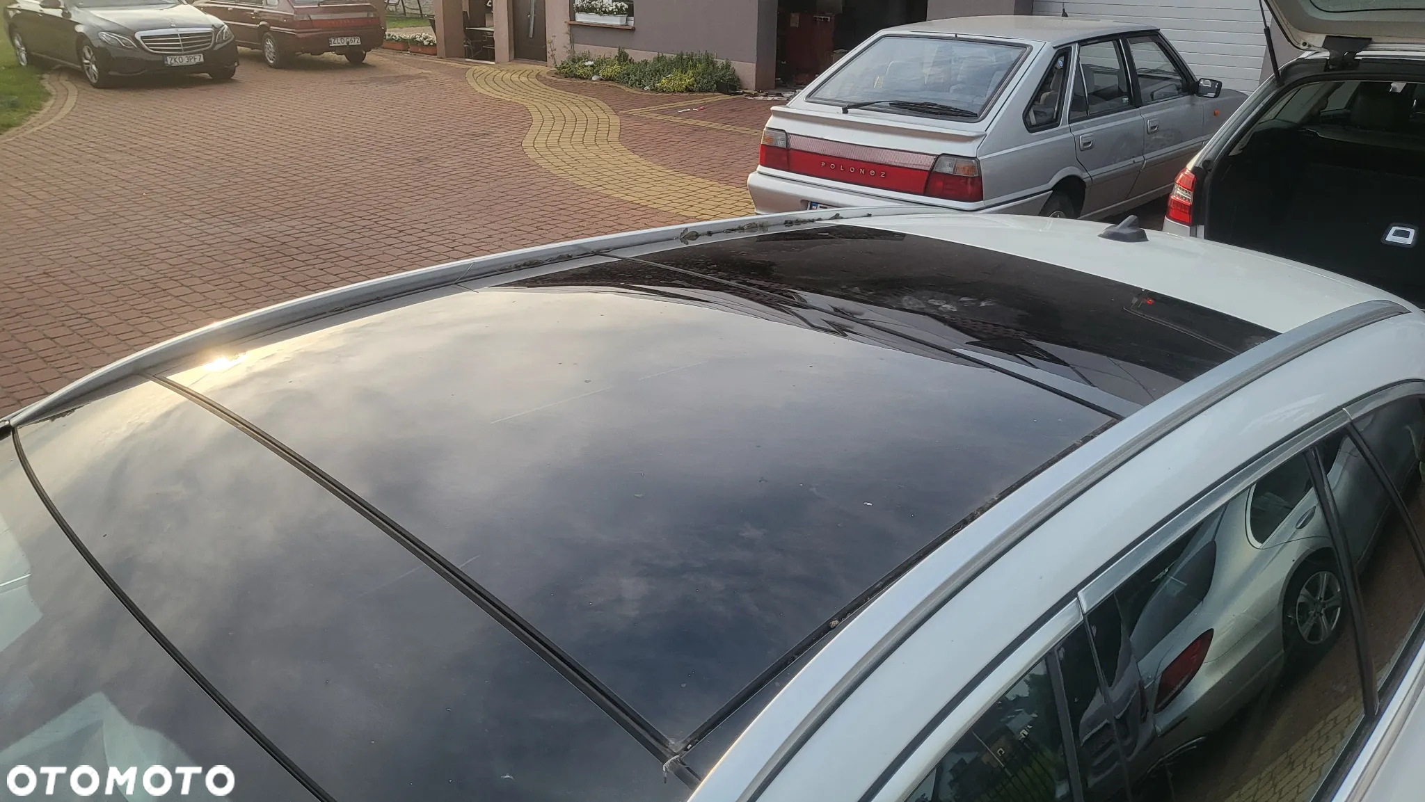 Mercedes-Benz Klasa E 220 d 4Matic T 9G-TRONIC - 28