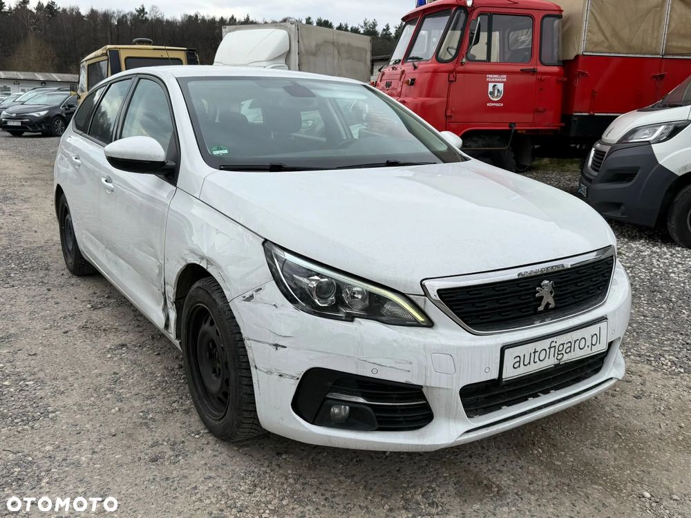 Peugeot 308 1.5 BlueHDi Active S&S EAT8 - 5