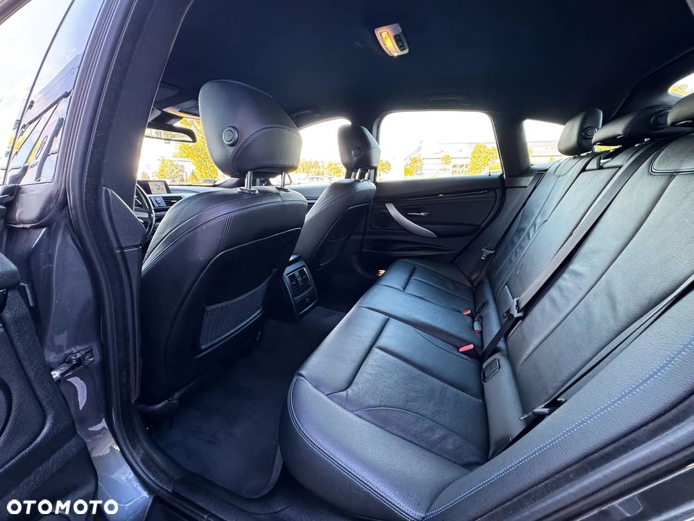 BMW 3GT 320d xDrive M Sport - 15