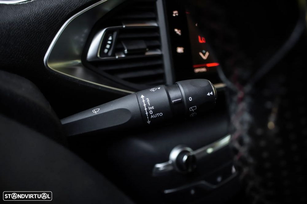 Peugeot 308 1.5 BlueHDi GT Line - 11