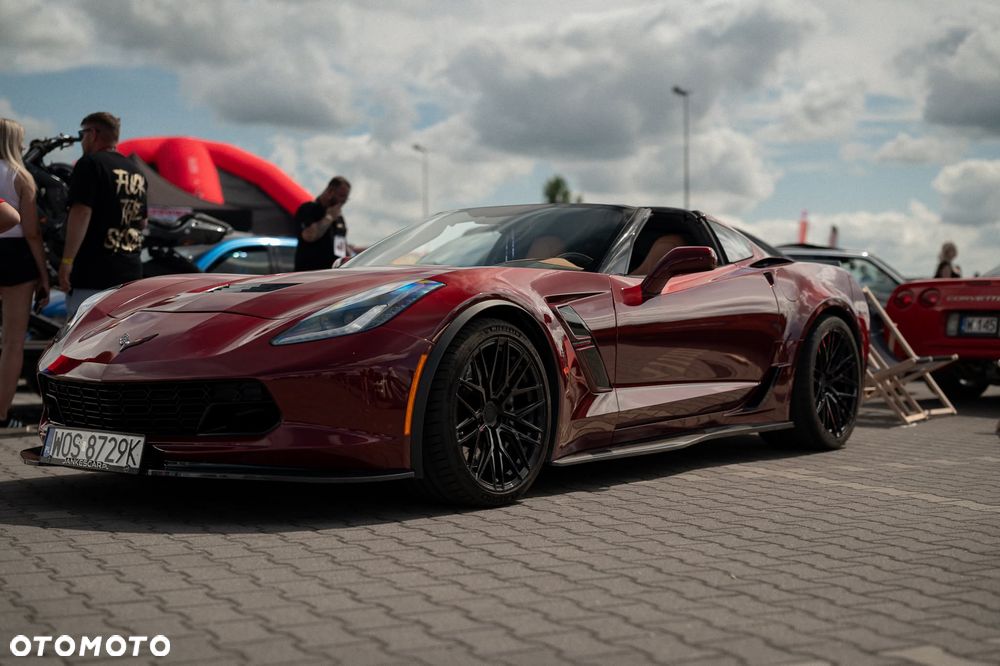 Chevrolet Corvette - 8
