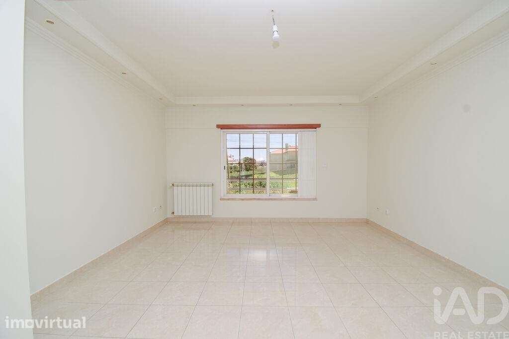 Apartamento T2 em São Domingos de Rana - Grande imagem: 2/32