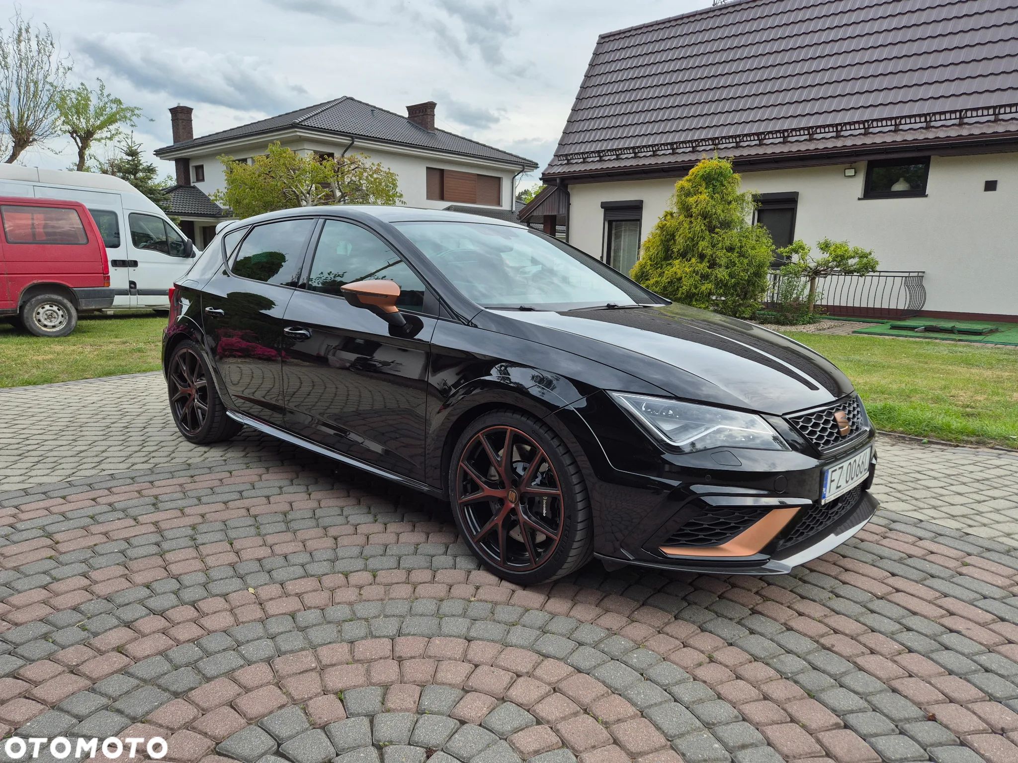 Seat Leon 2.0 TSI Cupra R DSG - 1