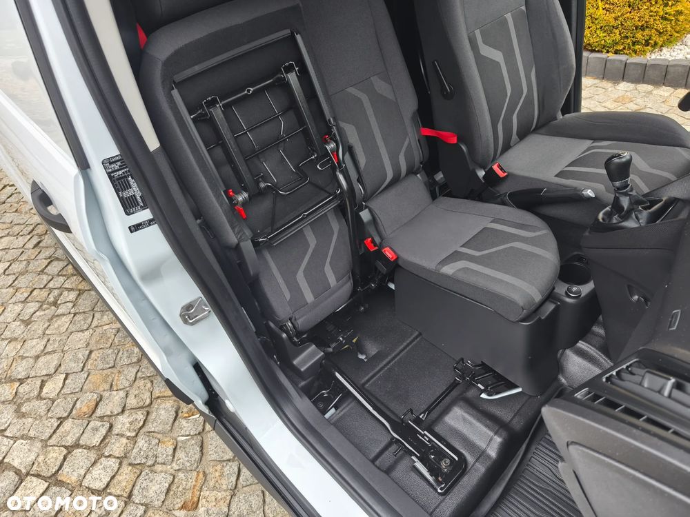 Ford Transit Connect - 40