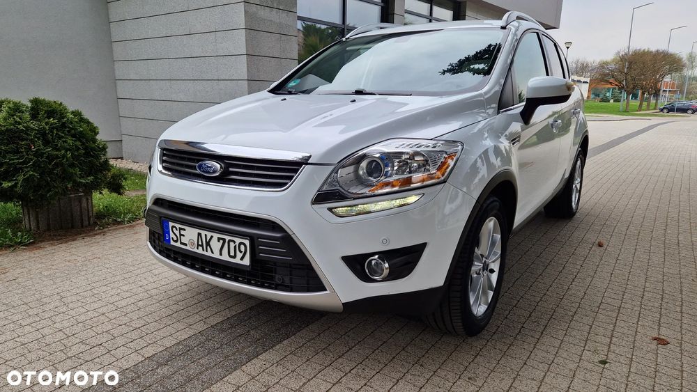 Ford Kuga 2.0 TDCi 4x4 Titanium - 37