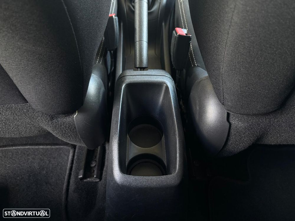 Peugeot 208 1.6 BlueHDi Style - 17