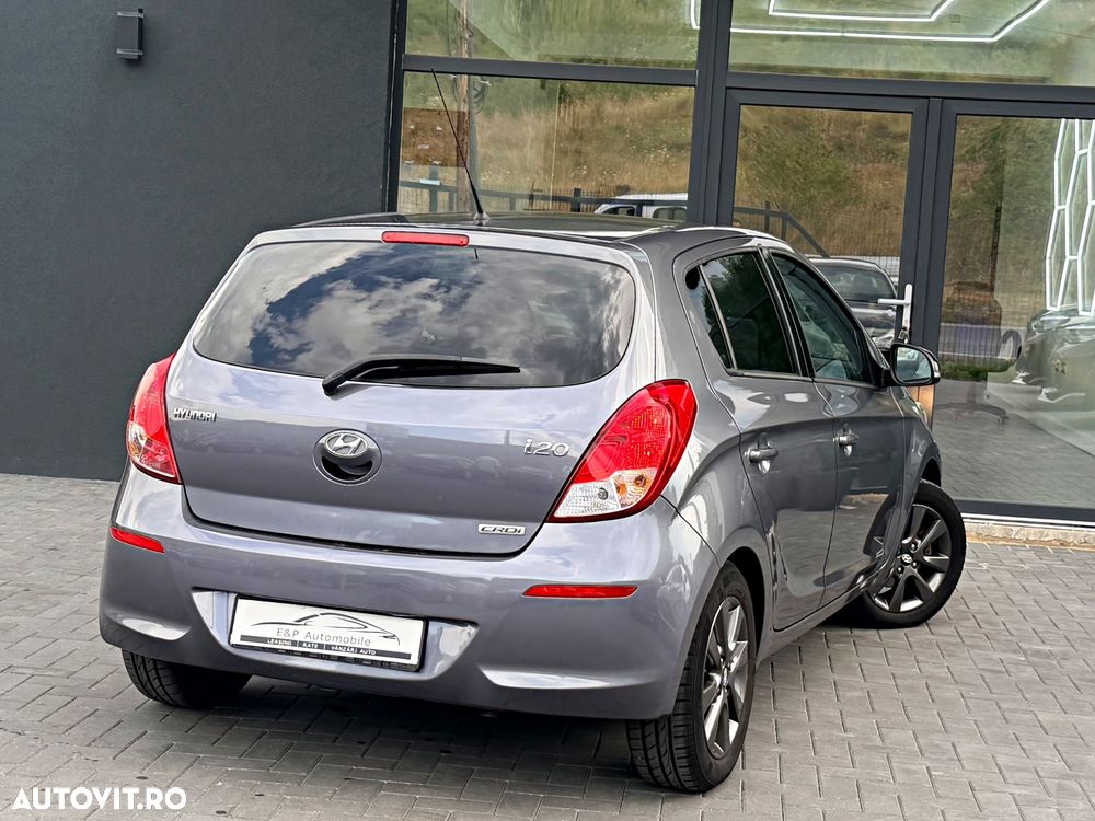 Hyundai i20 1.1 CRDi - 12