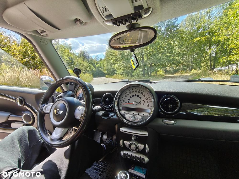 MINI ONE Standard - 17