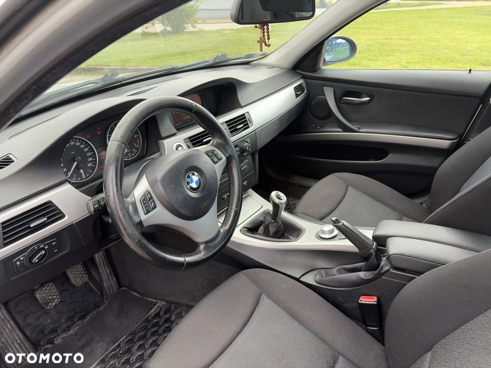 BMW Seria 3 - 14