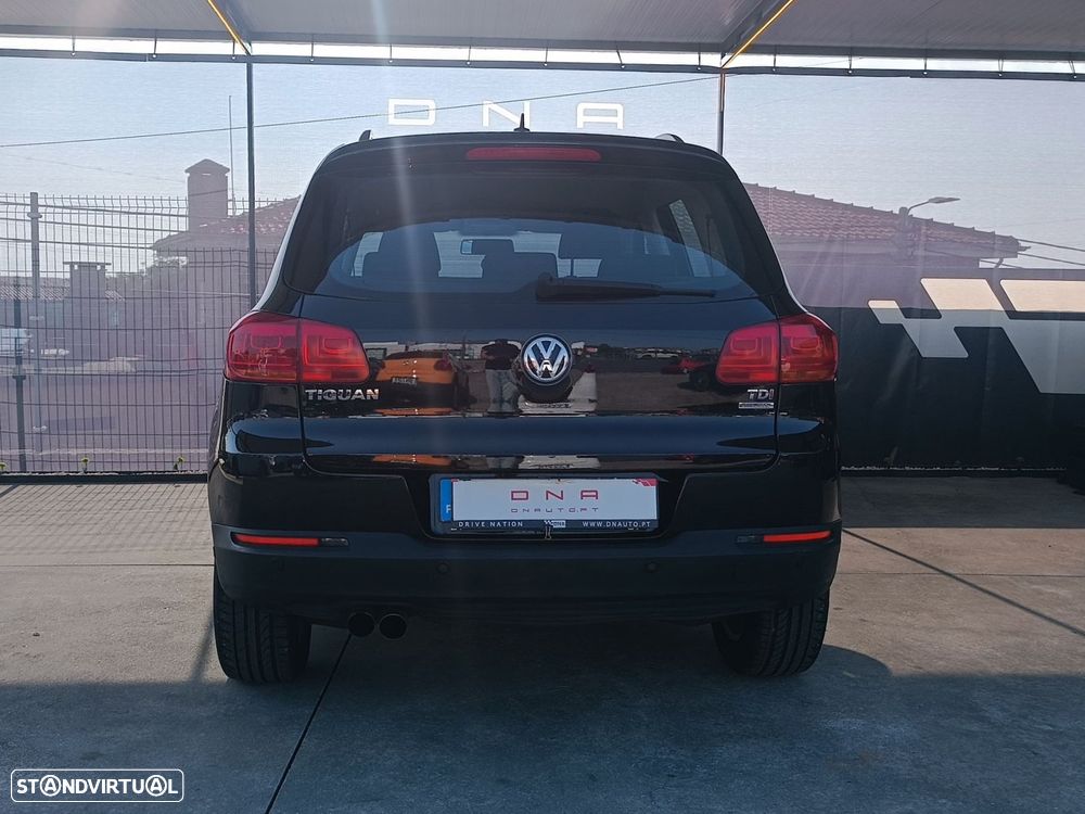 VW Tiguan 2.0 TDi Sport BlueMotion - 4