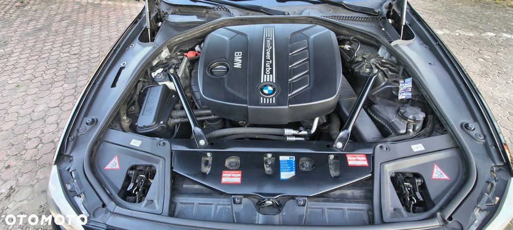 BMW Seria 5 525d Luxury Line - 26