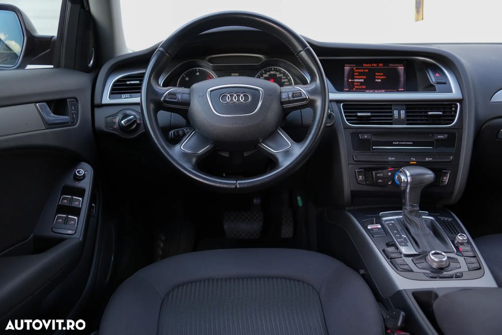 Audi A4 Limuzina - 8