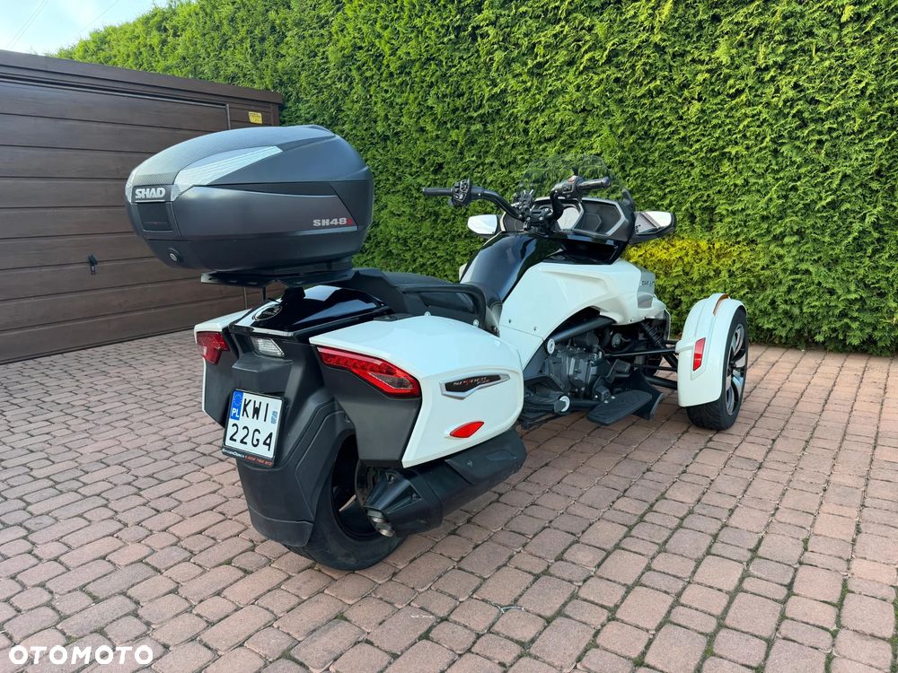 Can-Am Spyder - 4