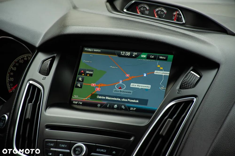 Ford Focus 2.0 TDCi ST mit Leder-Exclusiv-Paket - 18