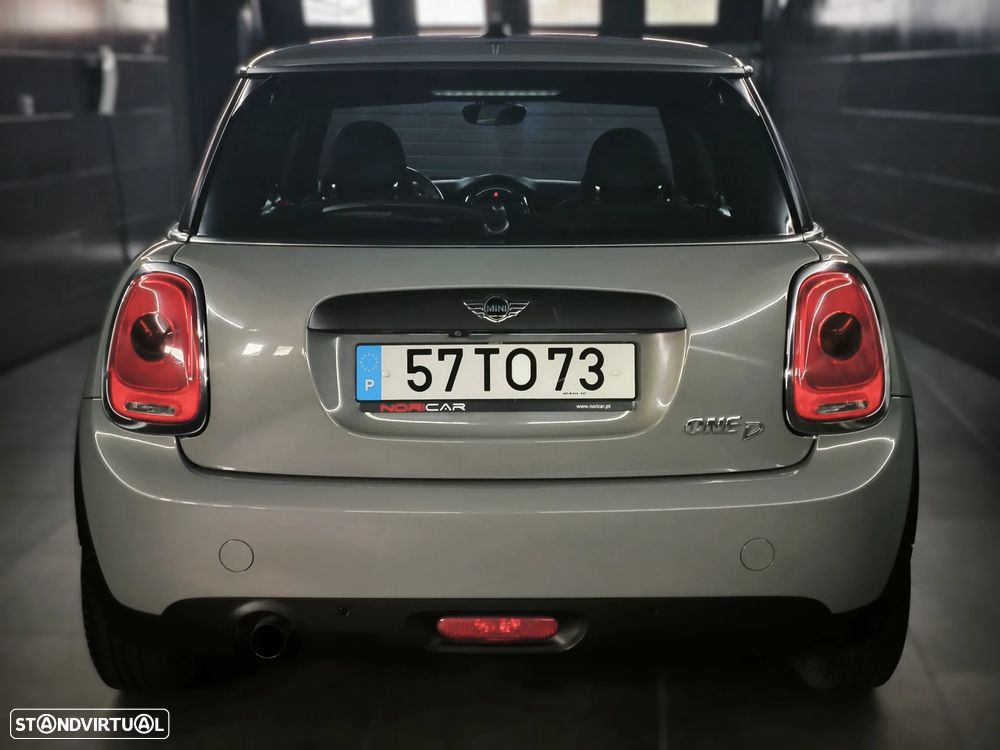 MINI 3 Portas - 14
