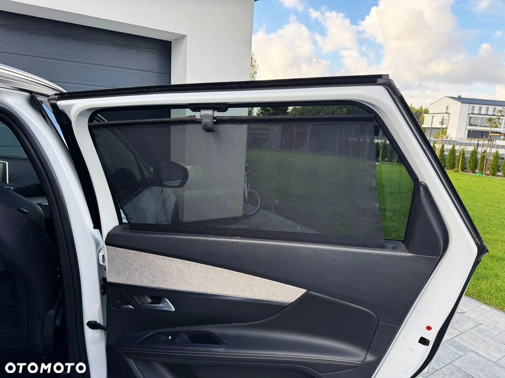 Peugeot 5008 BlueHDI 180 EAT8 GT Pack - 29