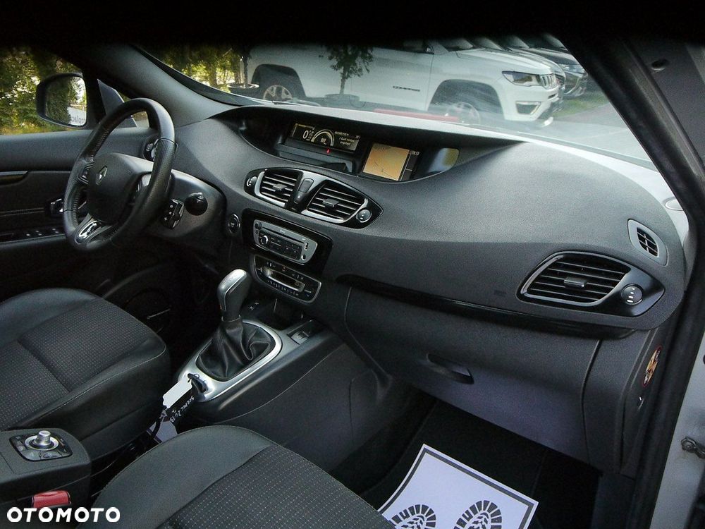 Renault Scenic 2.0 16V 140 CVT Bose Edition - 30