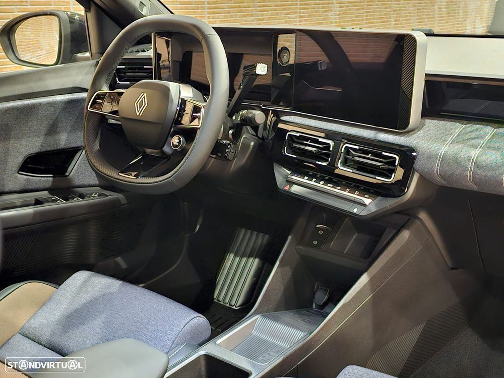 Renault 5 E-Tech R Iconic Five 150 Comfort Range - 15