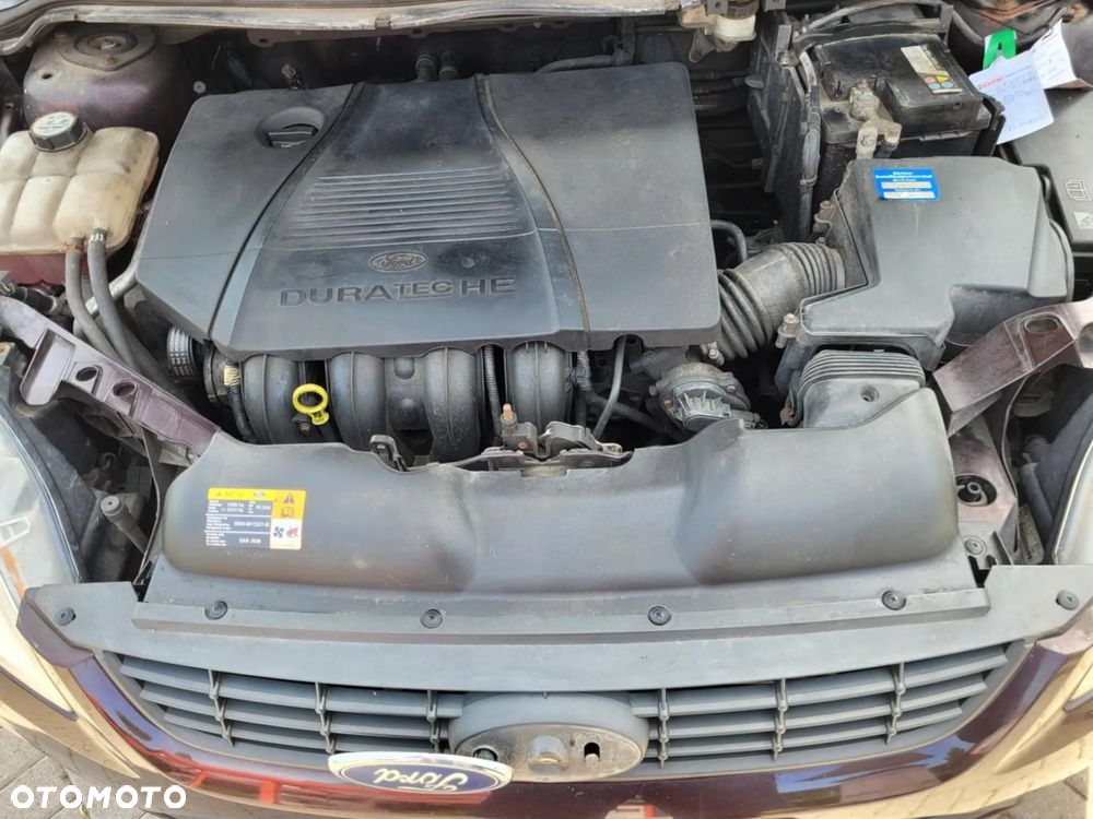 Ford Focus 1.8 Style - 14
