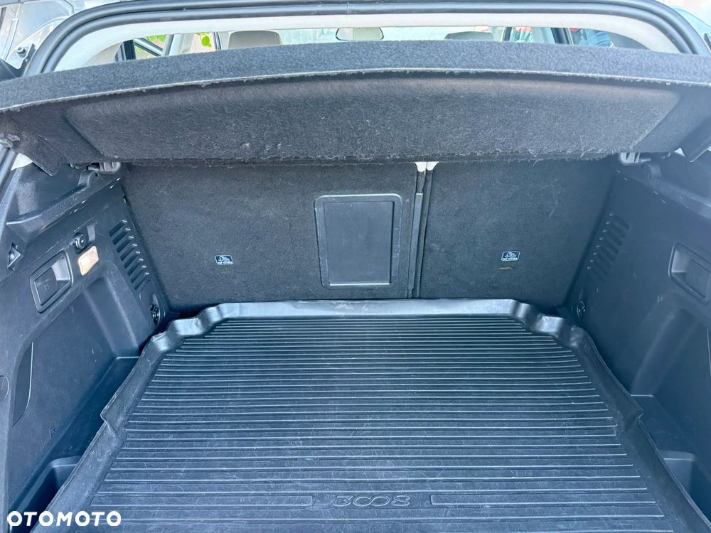 Peugeot 3008 - 23