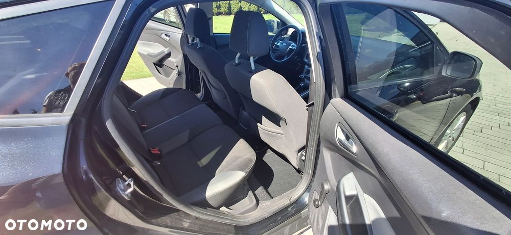Ford Focus 1.6 TDCi DPF Ambiente - 10