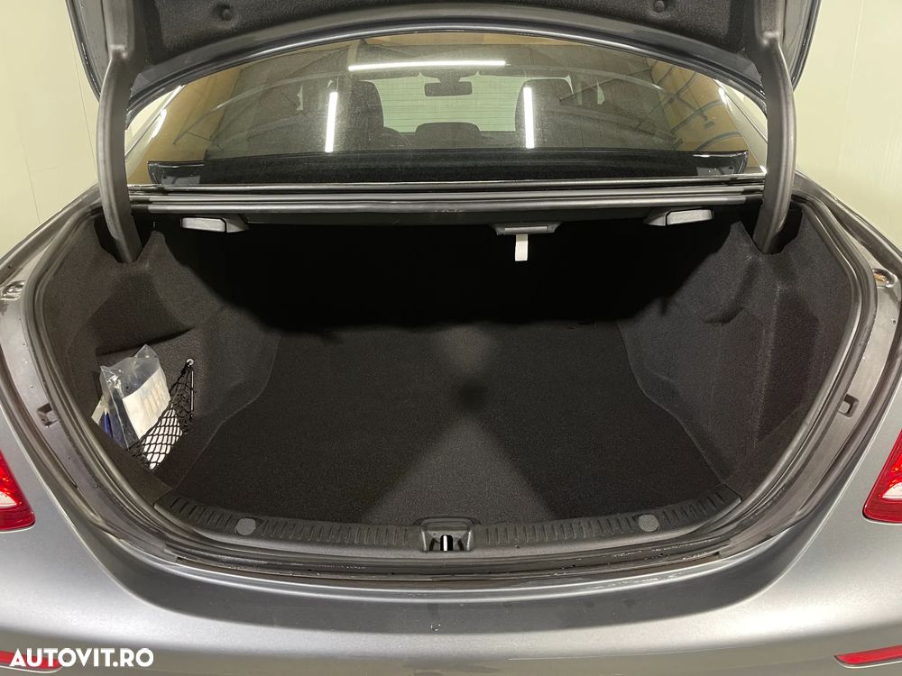 Mercedes-Benz E 200 d 9G-TRONIC - 12