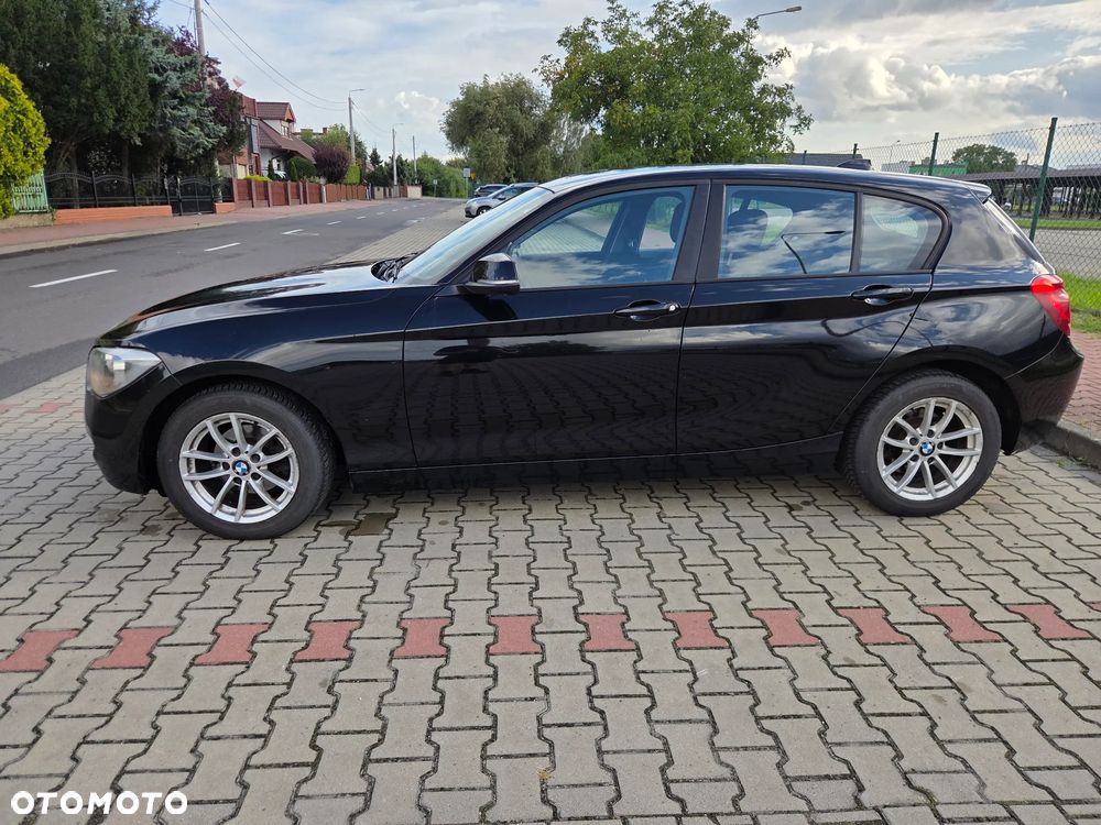 BMW Seria 1 116d - 5