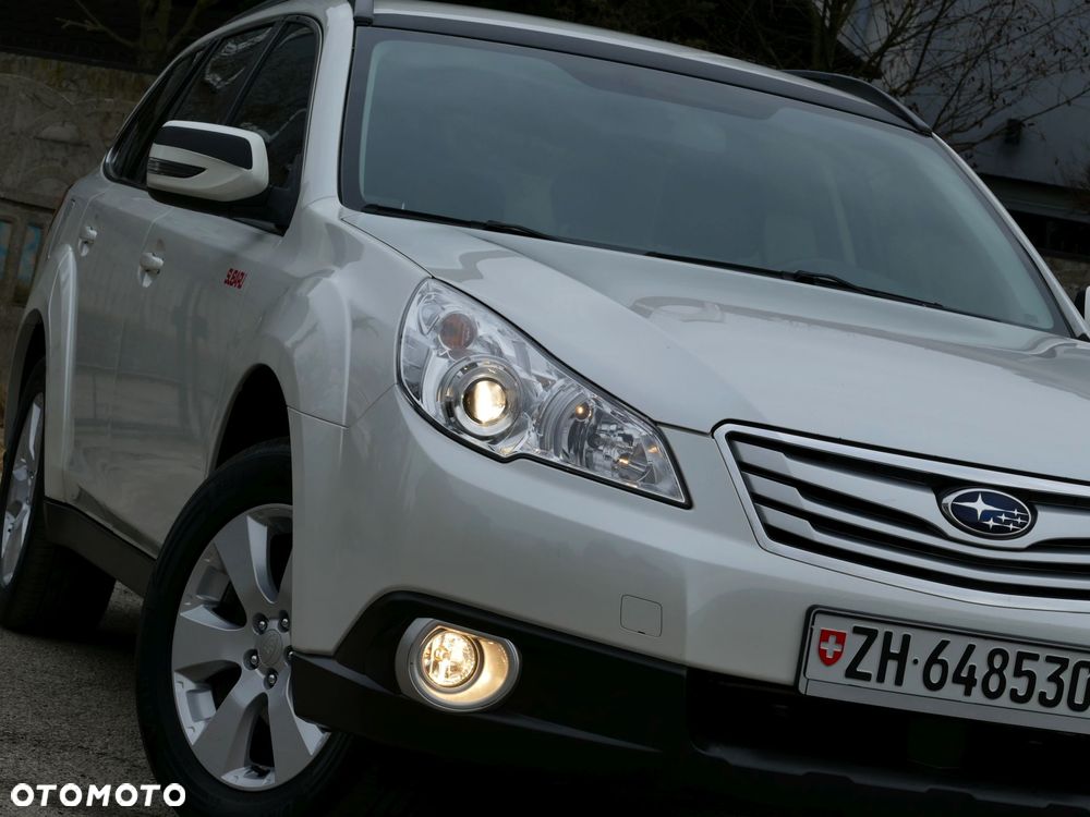 Subaru Outback 2.5i Lineartronic Active - 32
