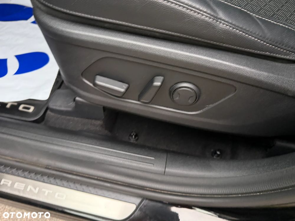 Kia Sorento - 11