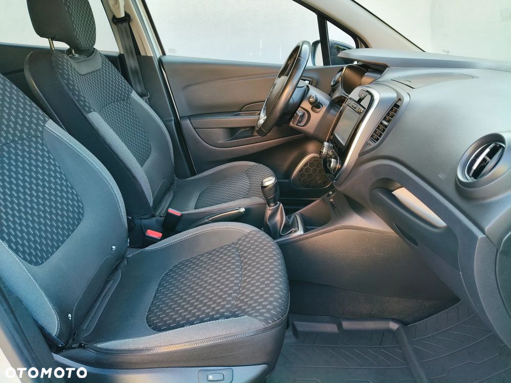 Renault Captur 0.9 Energy TCe Intens EU6 - 16
