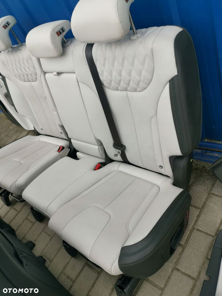 HYUNDAI SANTA FE IV LIFT KOMPLET FOTELI SKORA FOTELE KANAPA BOCZKI 5 OSÓB - 7