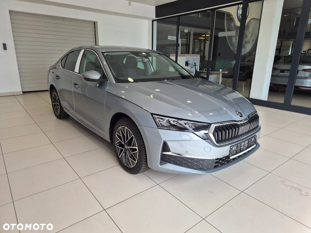 Skoda Octavia 1.5 TSI mHEV Drive Selection DSG - 7