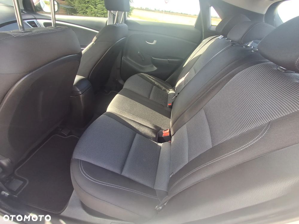 Hyundai i30 - 16
