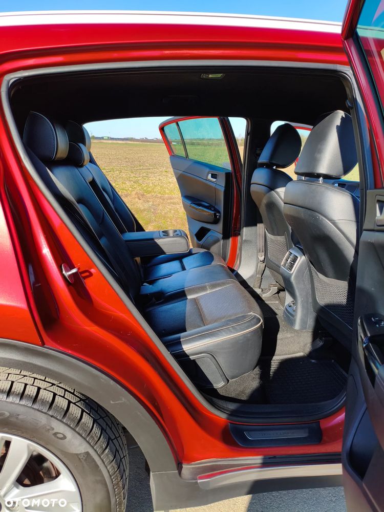 Kia Sportage 1.6 T-GDI GT Line 4WD - 11