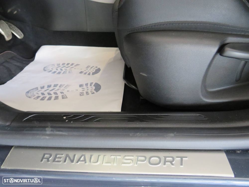 Renault Mégane 1.8 TCe R.S. - 11