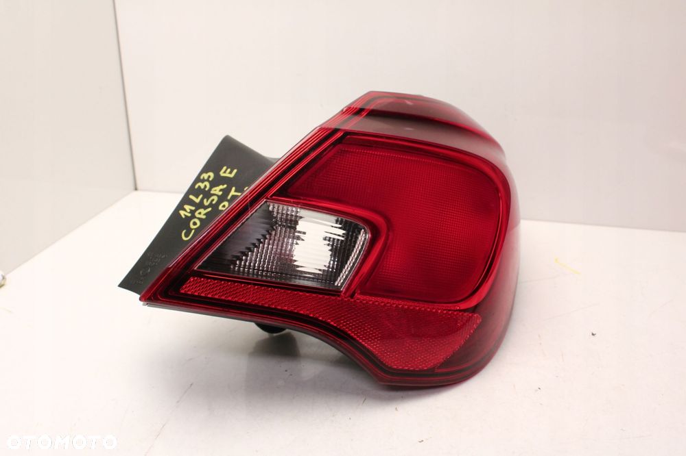 opel corsa e 5d 14r- lampa prawy tył prawa tylna - 2